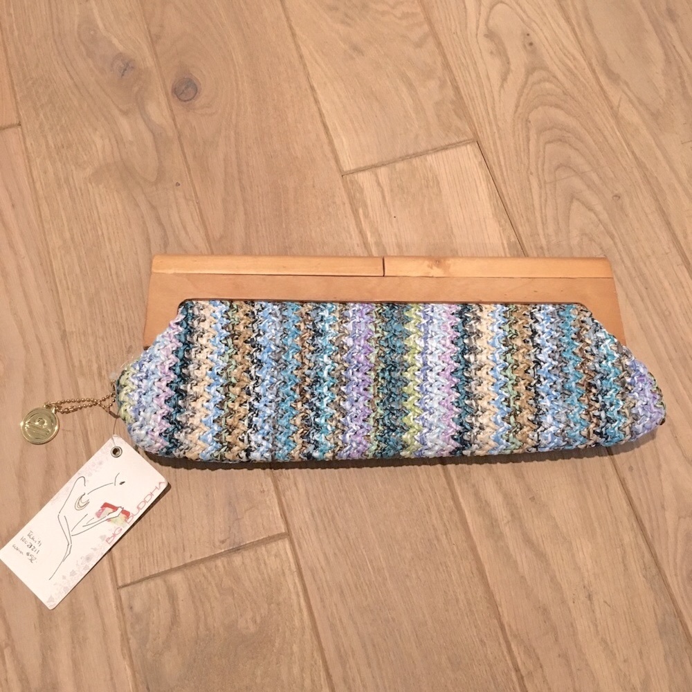 Big Buddha Tahiti Clutch